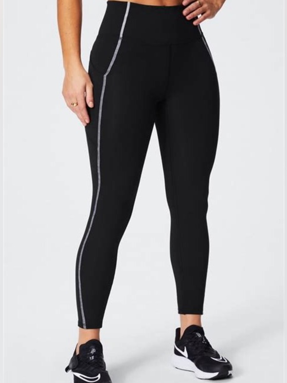 Fabletics Oasis PureLuxe High-Waisted 7/8 Leggings Black/White